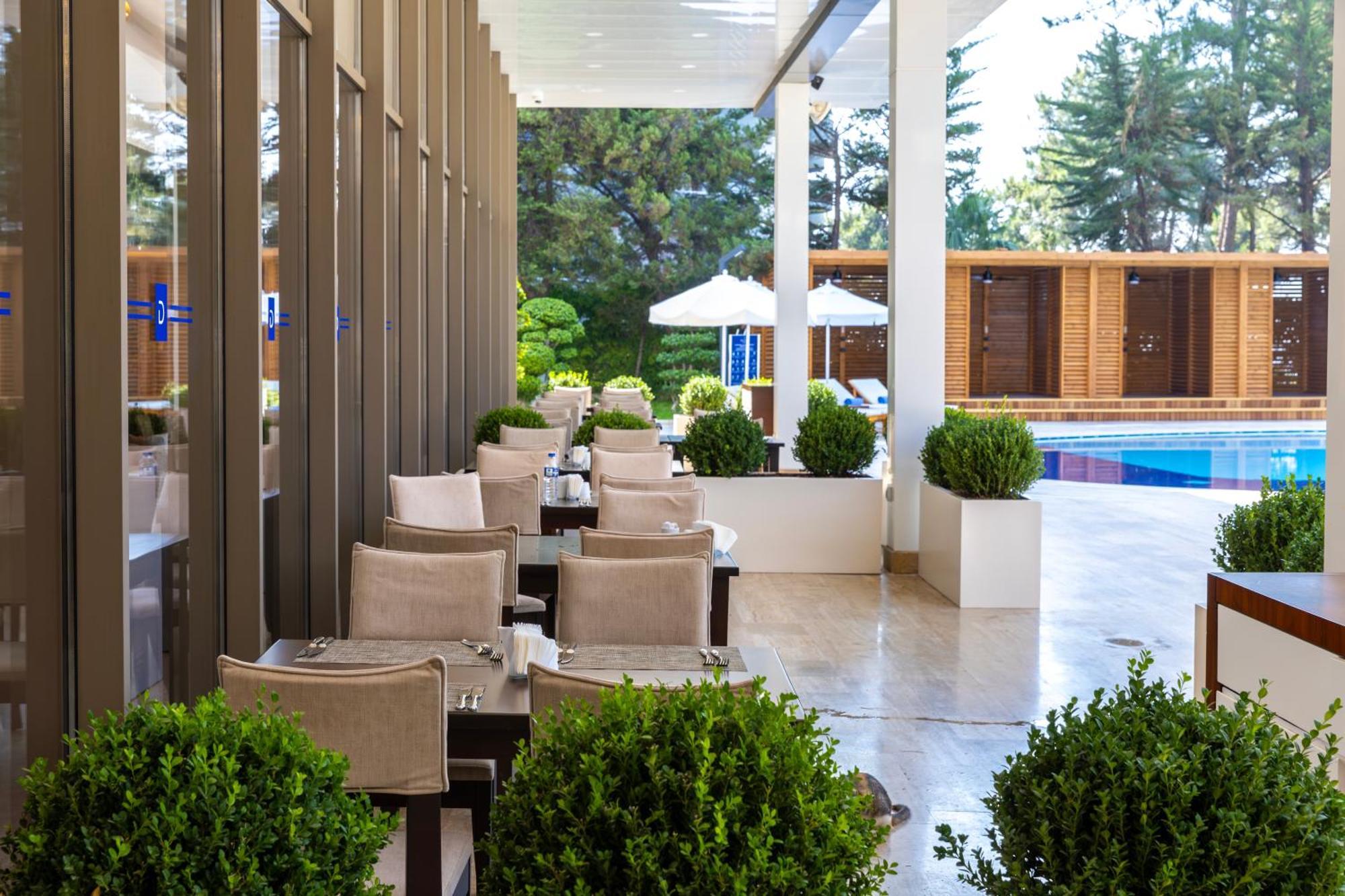 Delta Hotels By Marriott Antalya Lara - Adult Only ภายนอก รูปภาพ