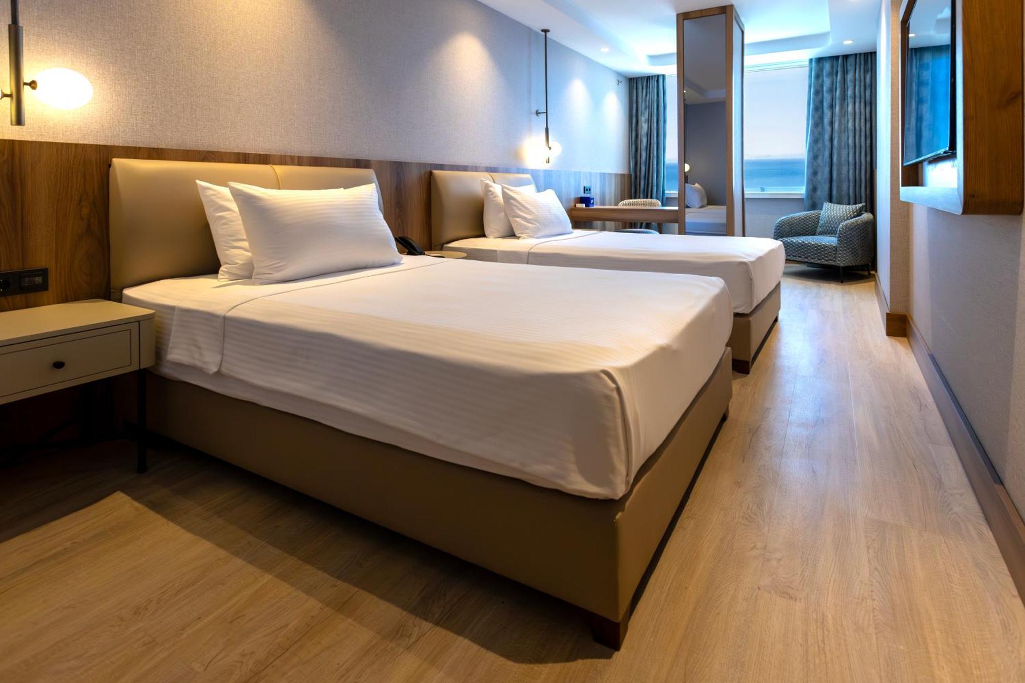 Delta Hotels By Marriott Antalya Lara - Adult Only ภายนอก รูปภาพ